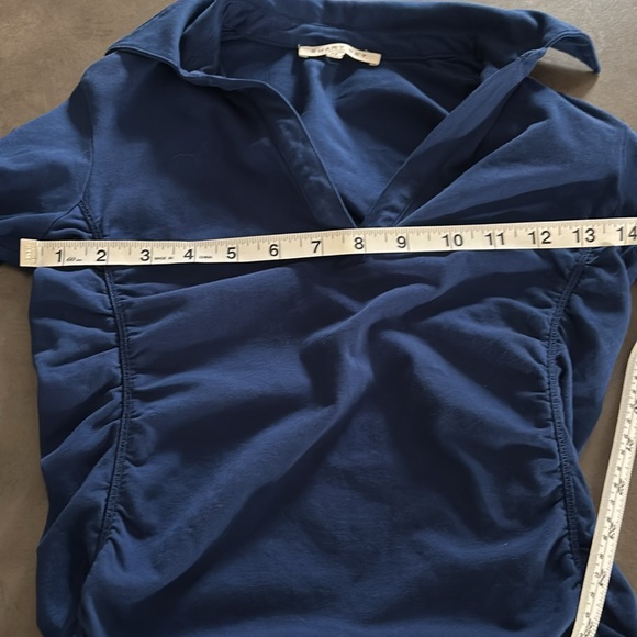 Blue Collared Long Sleeve Tee with Ruched Sides - Picture 4 of 5